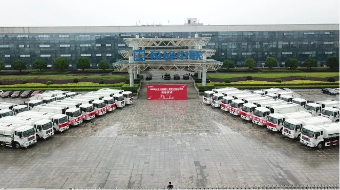 bet8环境批量环卫设备发往柬埔寨，助力“一带一路”建设